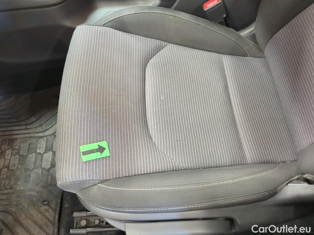  Hyundai  i30 1.5 110CP Comfort #32