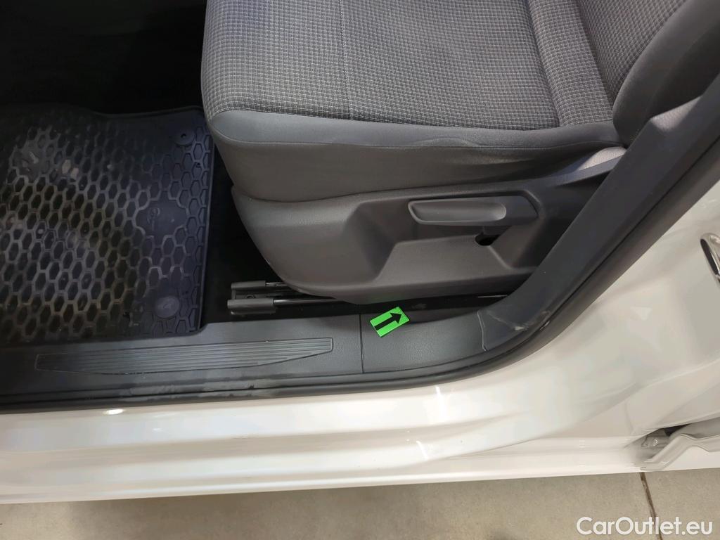  Volkswagen  Caddy  2.0 TDI 75 kW #9