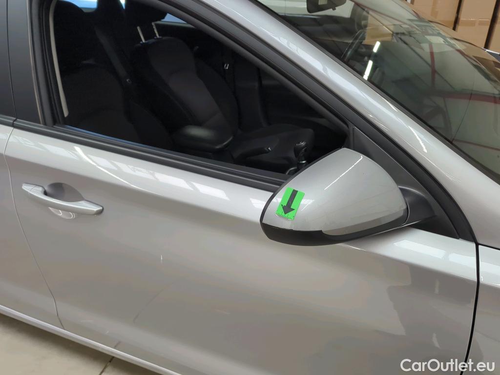  Hyundai  i30 1.5 110CP Comfort #27