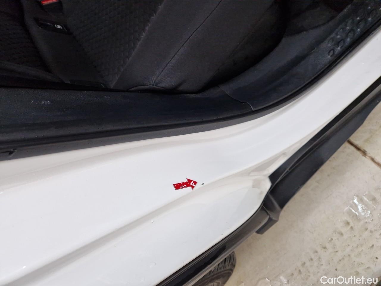  Toyota  C-HR 1.8 HSD C-enter #16