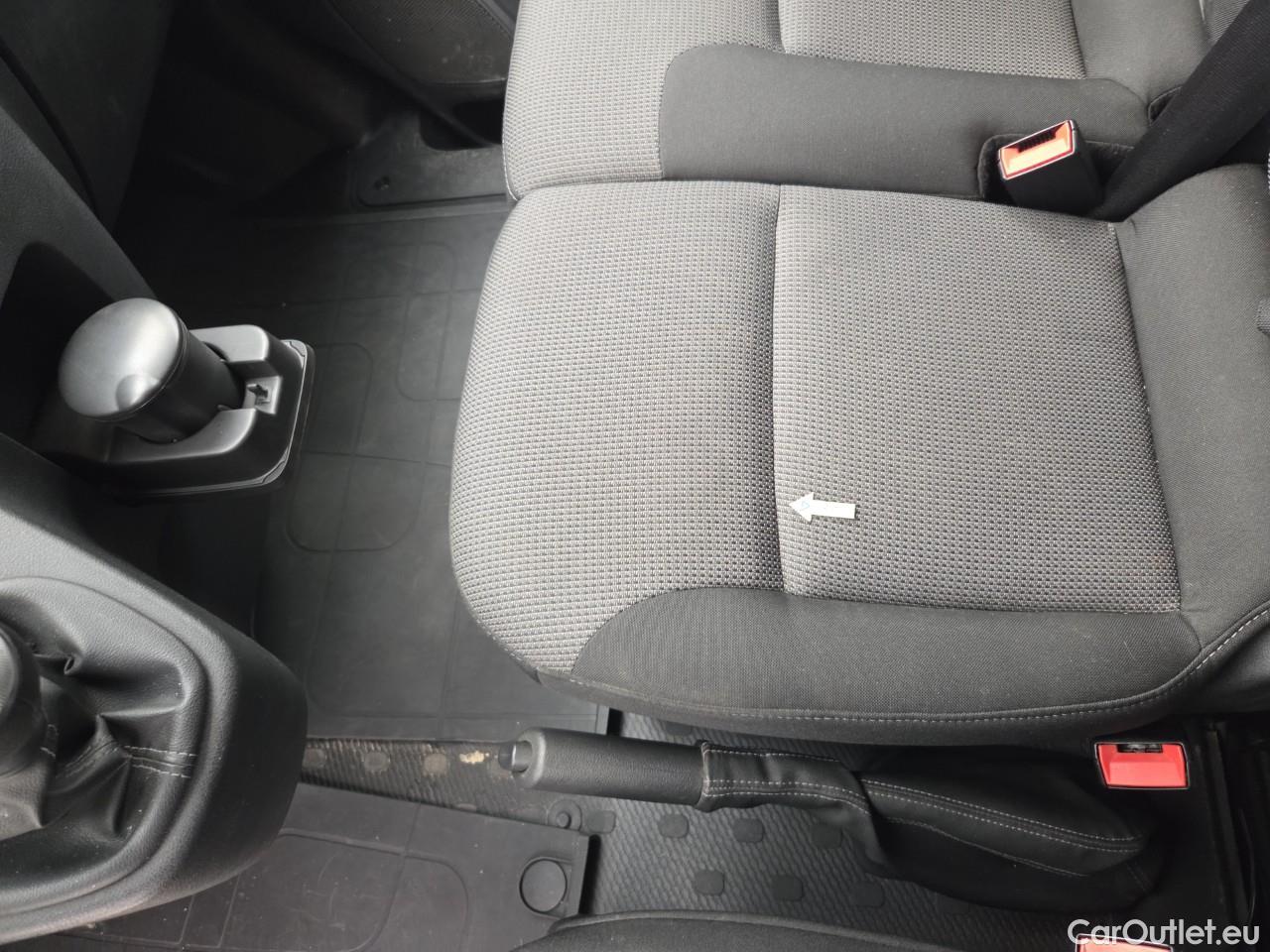  Renault  Trafic 2.0 Blue dCi 146CP Authentique L2H2 #49