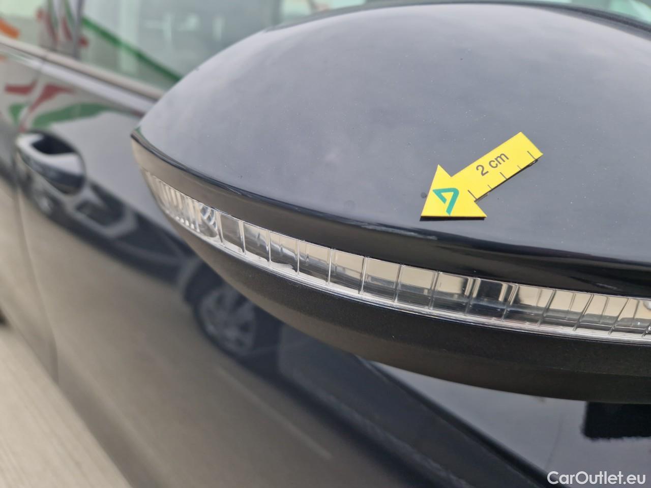  Volkswagen  Golf  Life 1.0 TSI #15