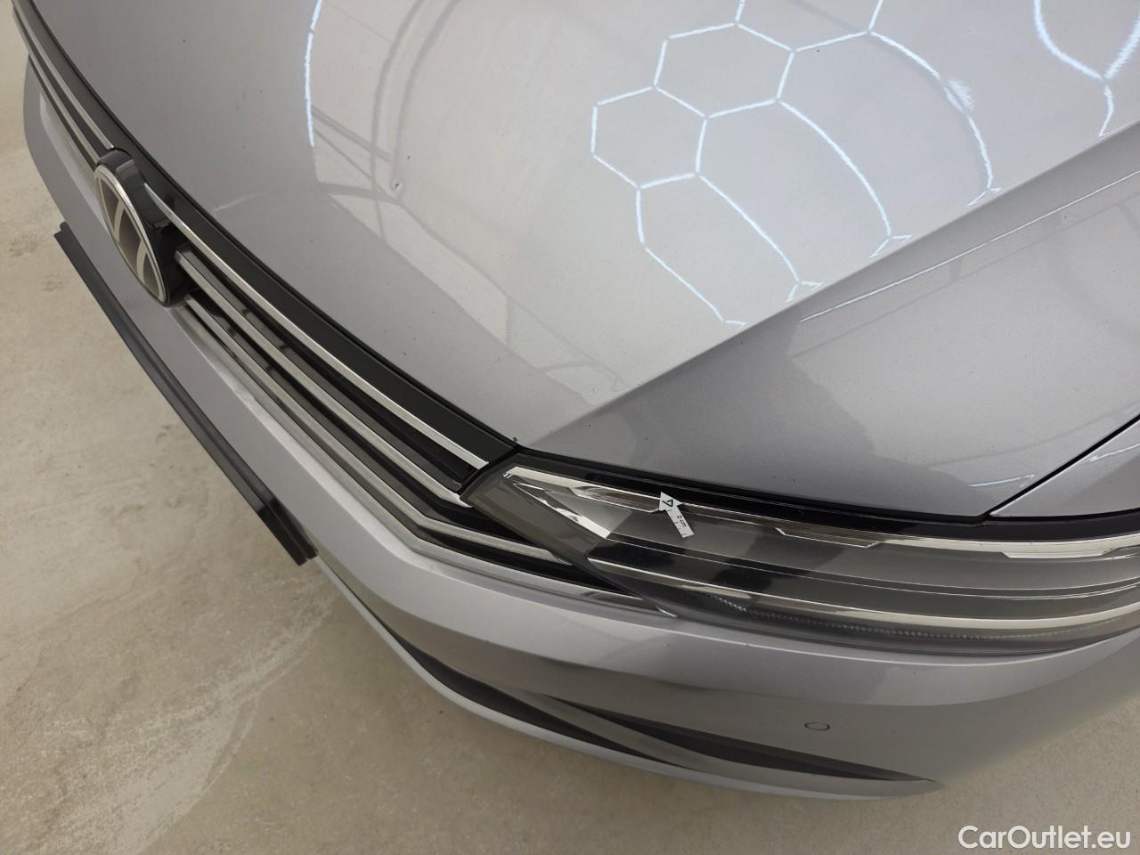  Volkswagen  Passat Var.Comfortline 2.0 TDI DSG 150 CP #20
