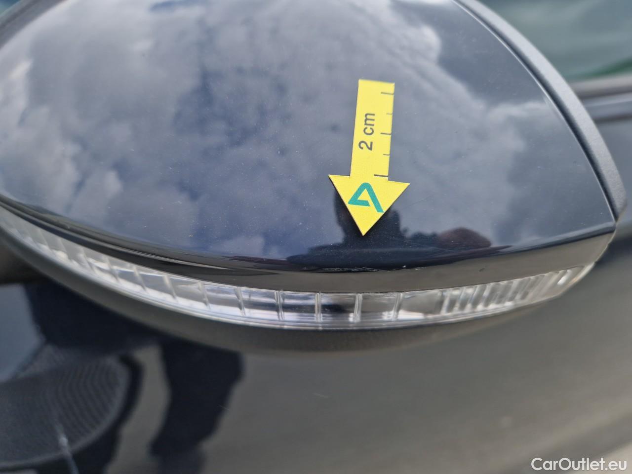  Volkswagen  Golf  Life 1.0 TSI #3