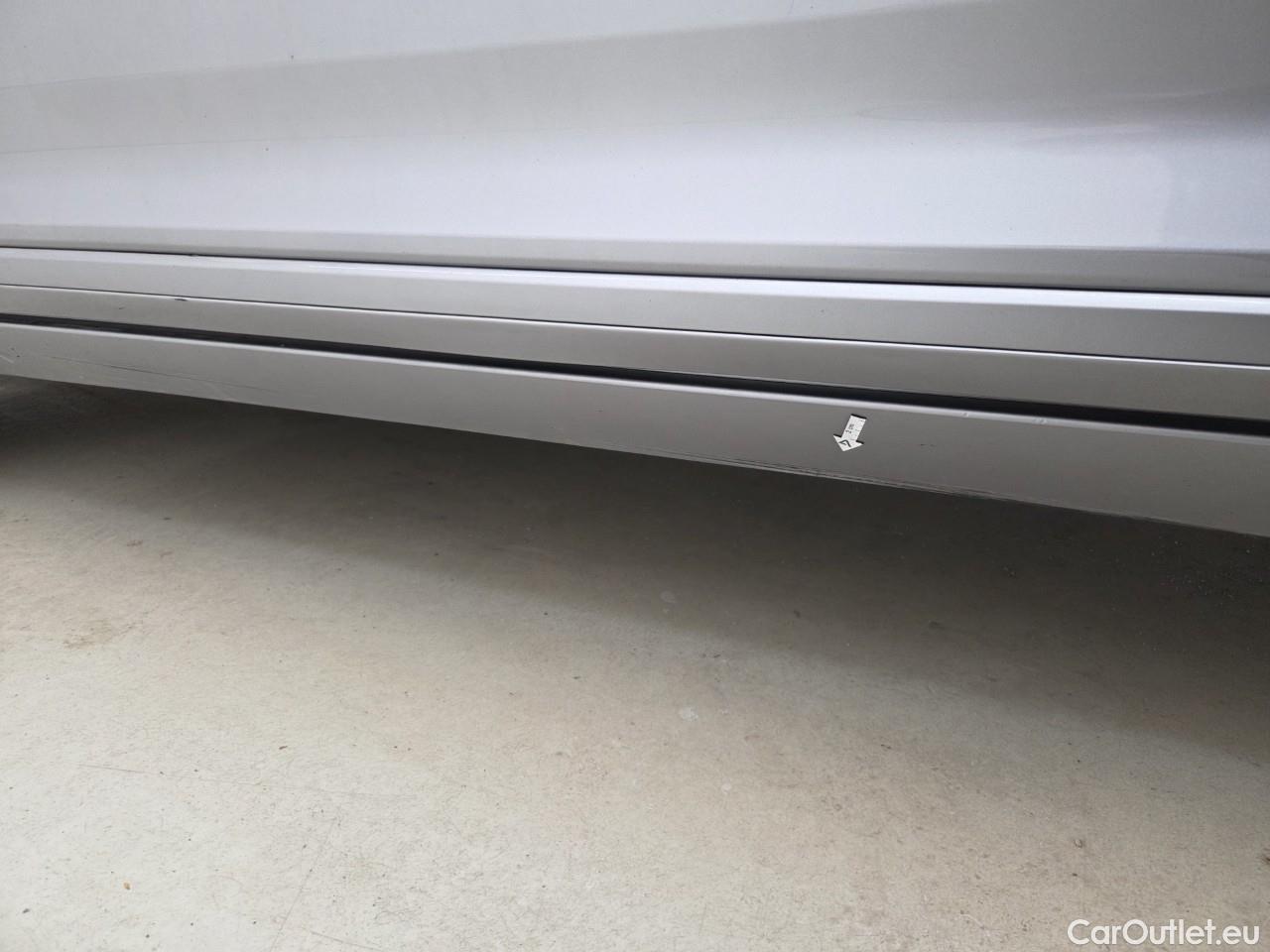  Volkswagen  Passat Var.Comfortline 2.0 TDI DSG 150 CP #9