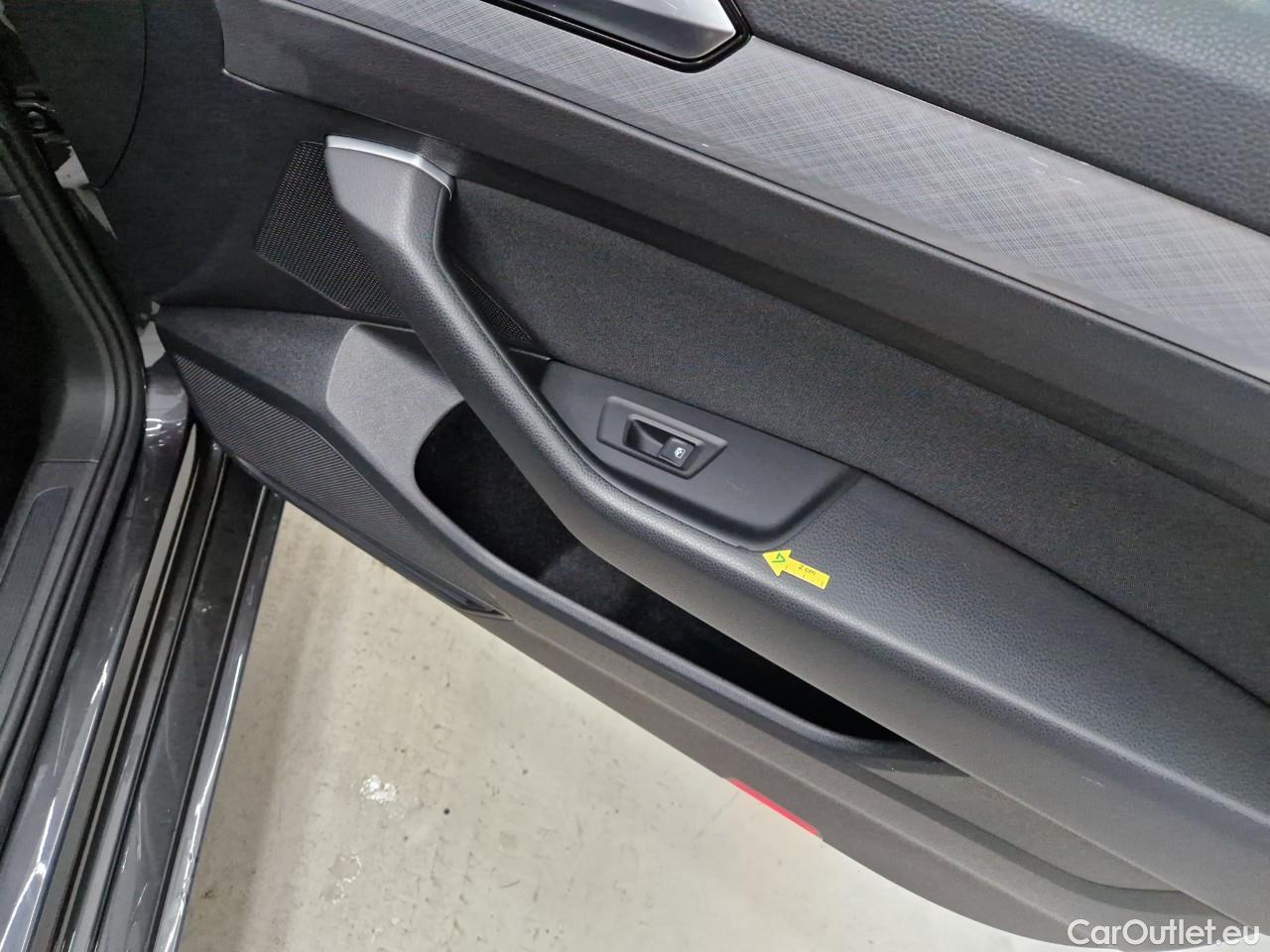  Volkswagen  Passat Comfortline 2.0 TDI DSG 150 CP #21