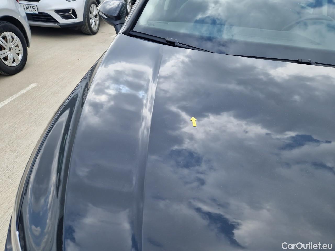  Volkswagen  Golf  Life 1.0 TSI #13