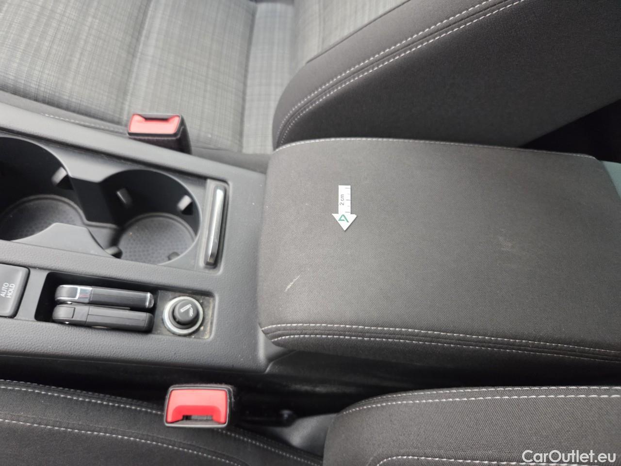  Volkswagen  Passat Var.Comfortline 2.0 TDI DSG 150 CP #54