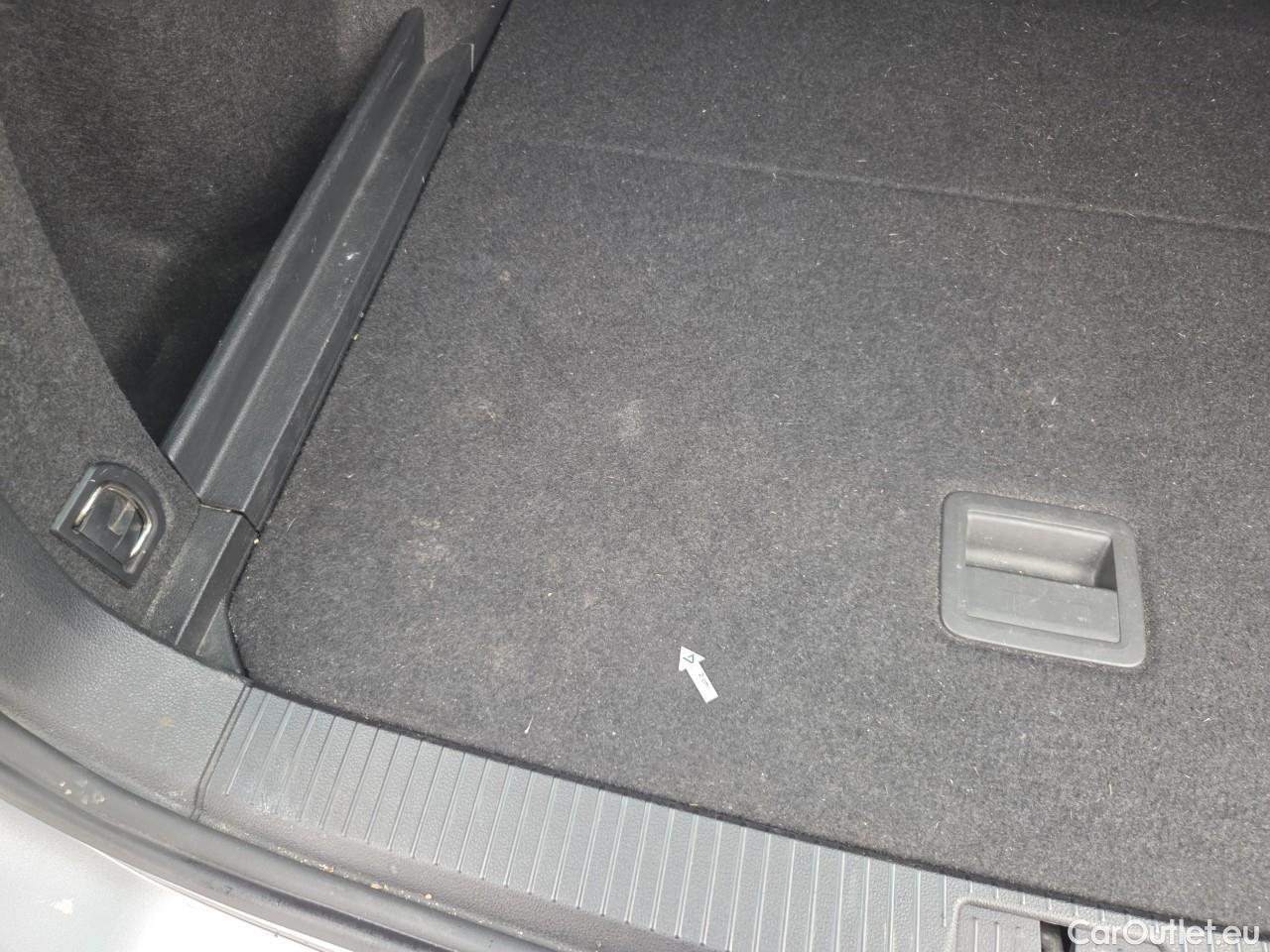  Volkswagen  Passat Var.Comfortline 2.0 TDI DSG 150 CP #61