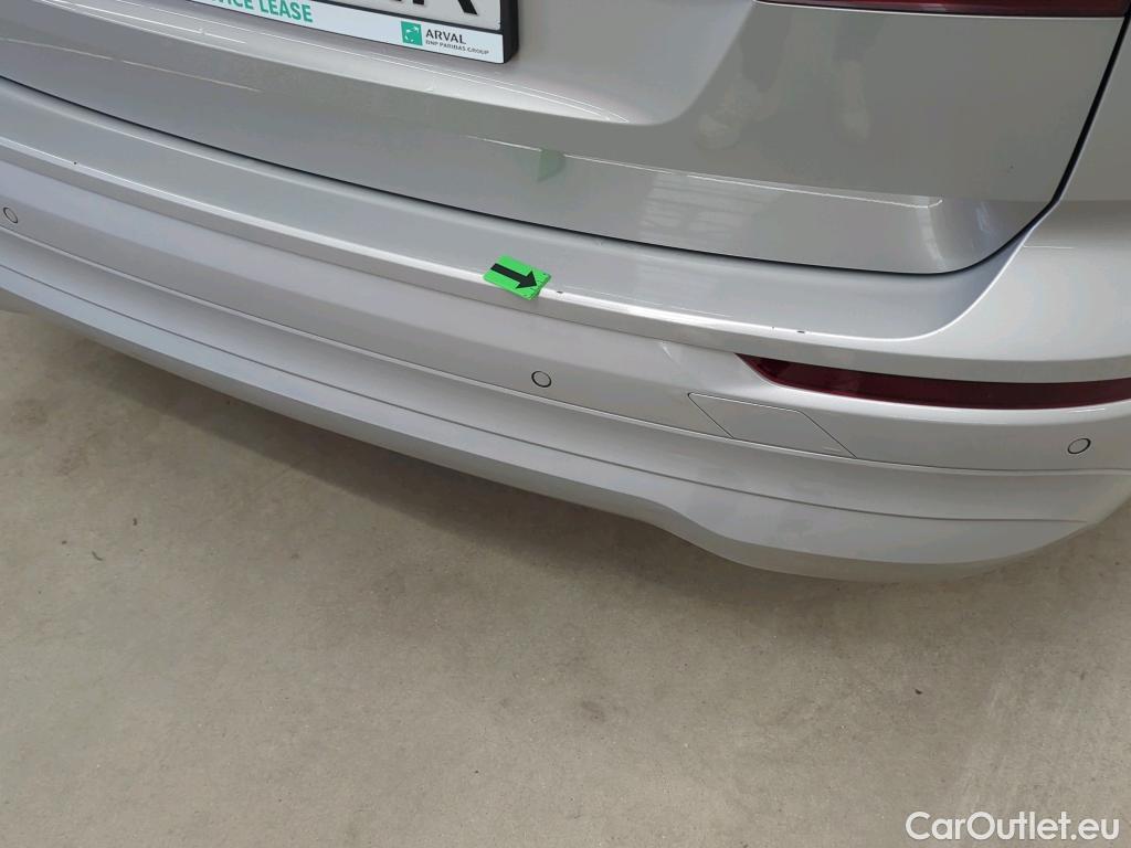  Volvo  XC60 2.0 B4 P 197CP Momentum Pro AT8 #4