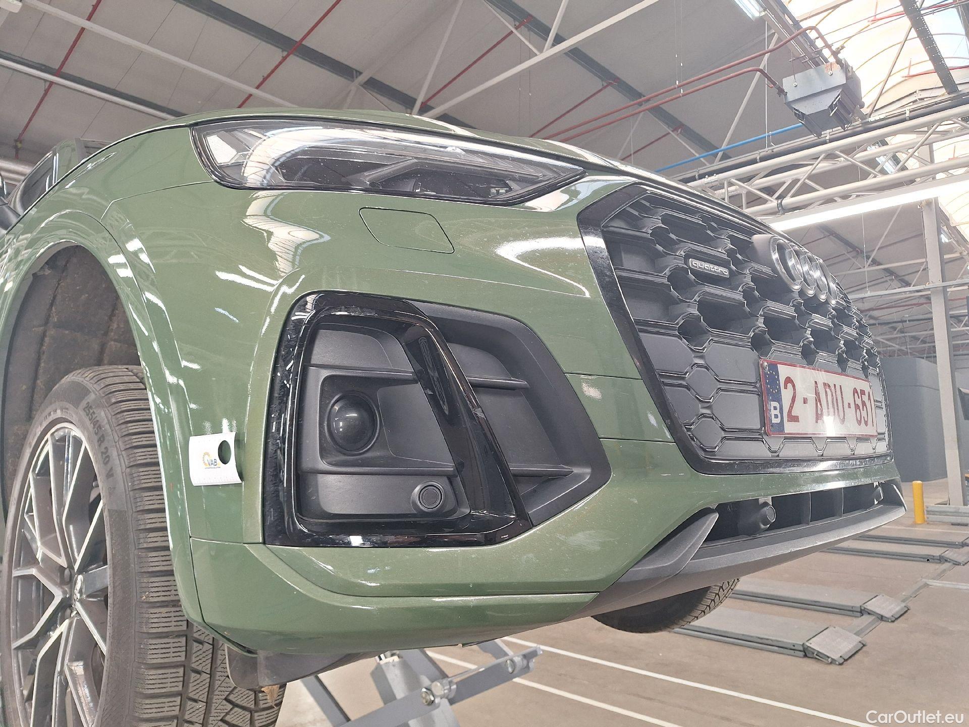  Audi  Q5 Audi,  FL'20, Audi  Business Edition S line 40 TDI quattro 5d #41