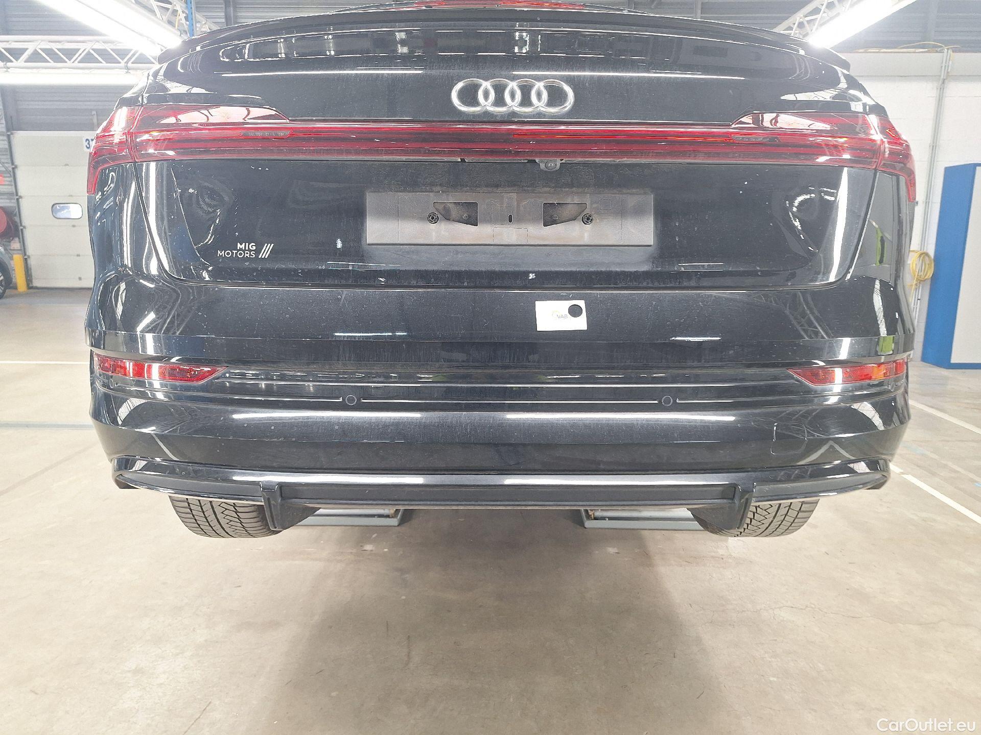  Audi  E-TRON Audi,  SB '19 BEV, Audi  Sportback 50 Quattro S-Line 5d #48