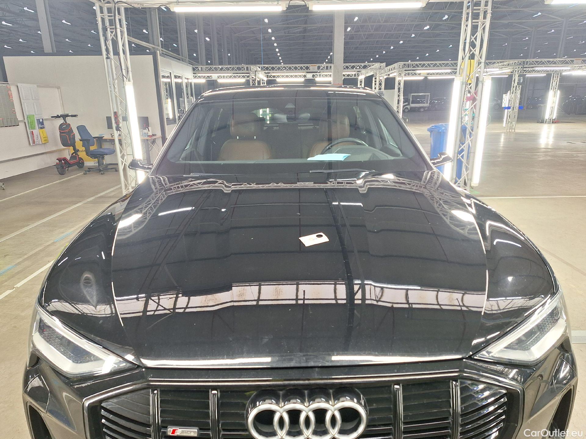  Audi  E-TRON Audi,  SB '19 BEV, Audi  Sportback 50 Quattro S-Line 5d #1