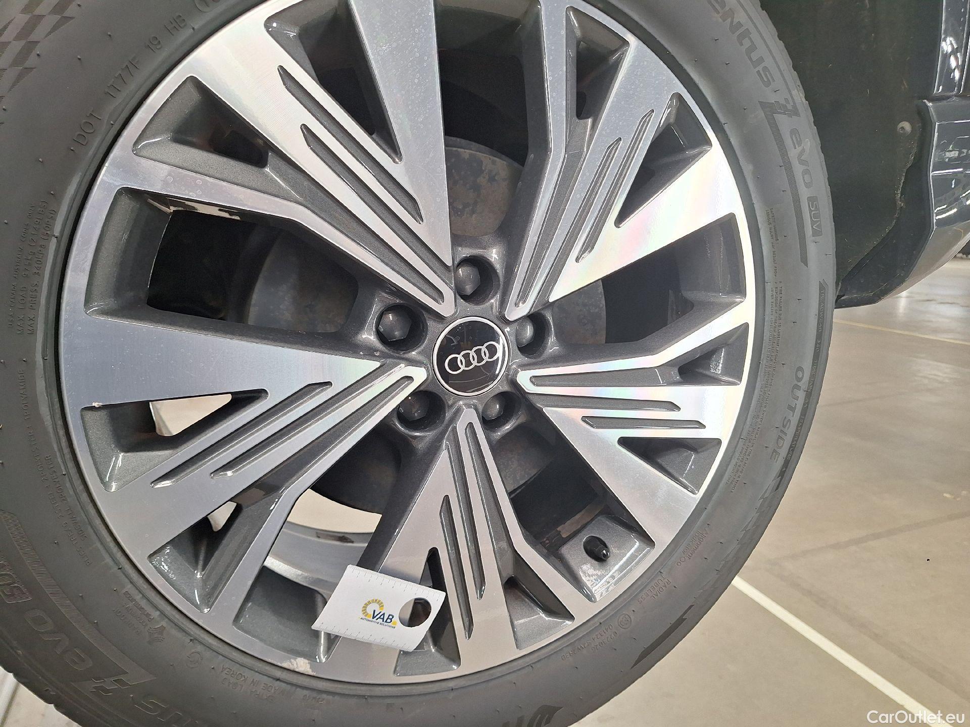  Audi  Q4 E-Tron Audi,  '21 BEV, Audi  35 e-tron Advanced 5d #44