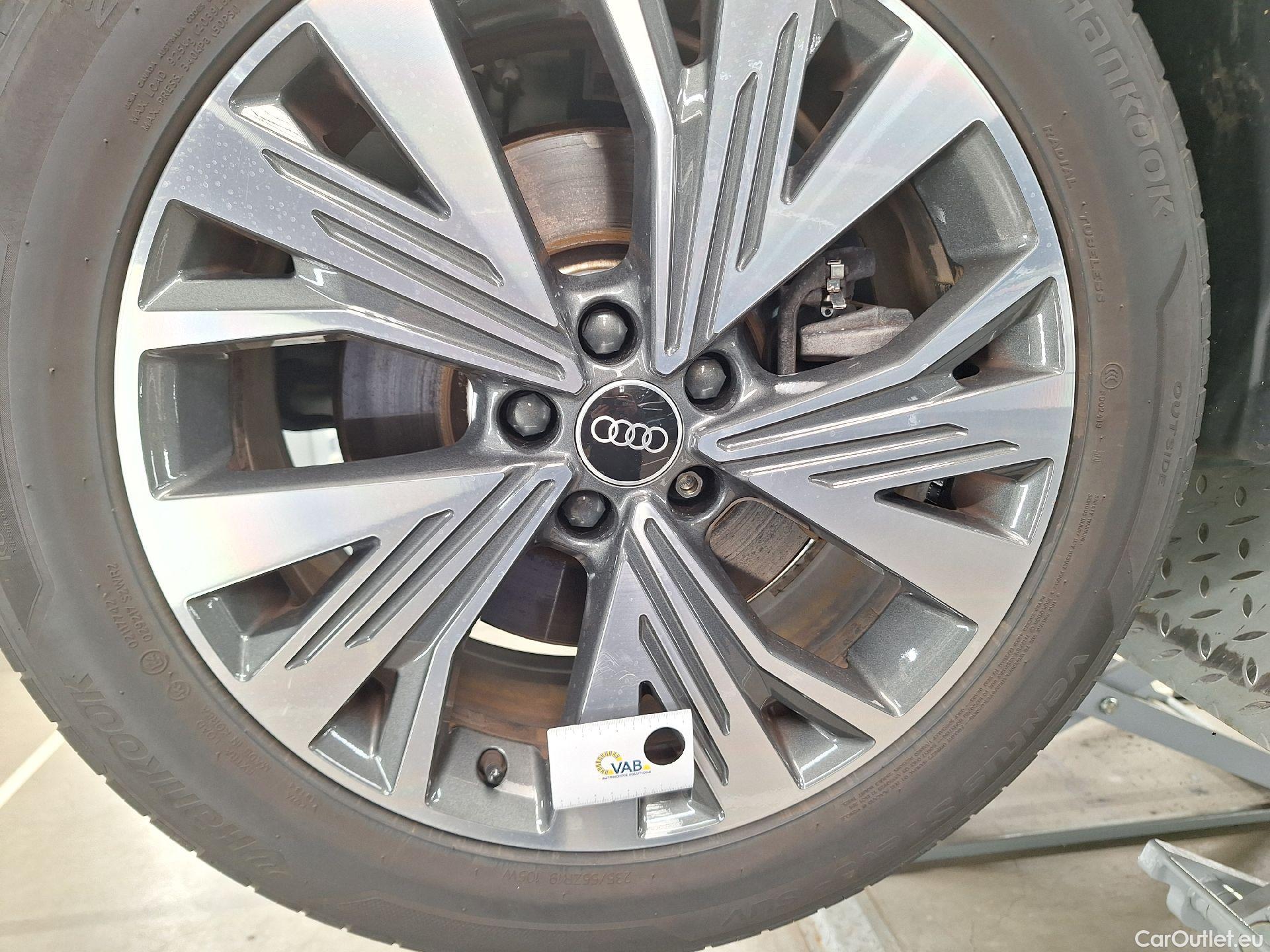  Audi  Q4 E-Tron Audi,  '21 BEV, Audi  35 e-tron Advanced 5d #42