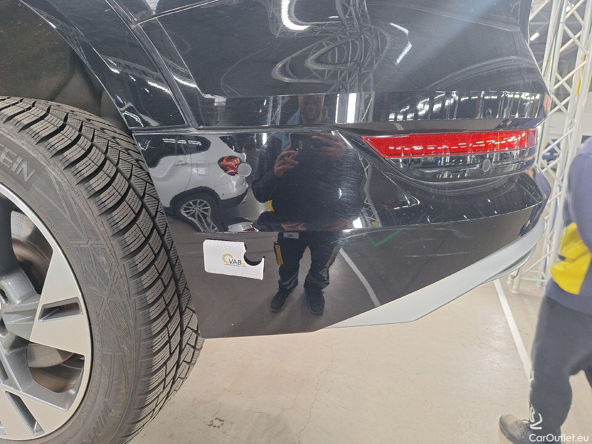  Audi  E-TRON Audi,  '19 BEV, Audi  55 Quattro S-Line 5d #24