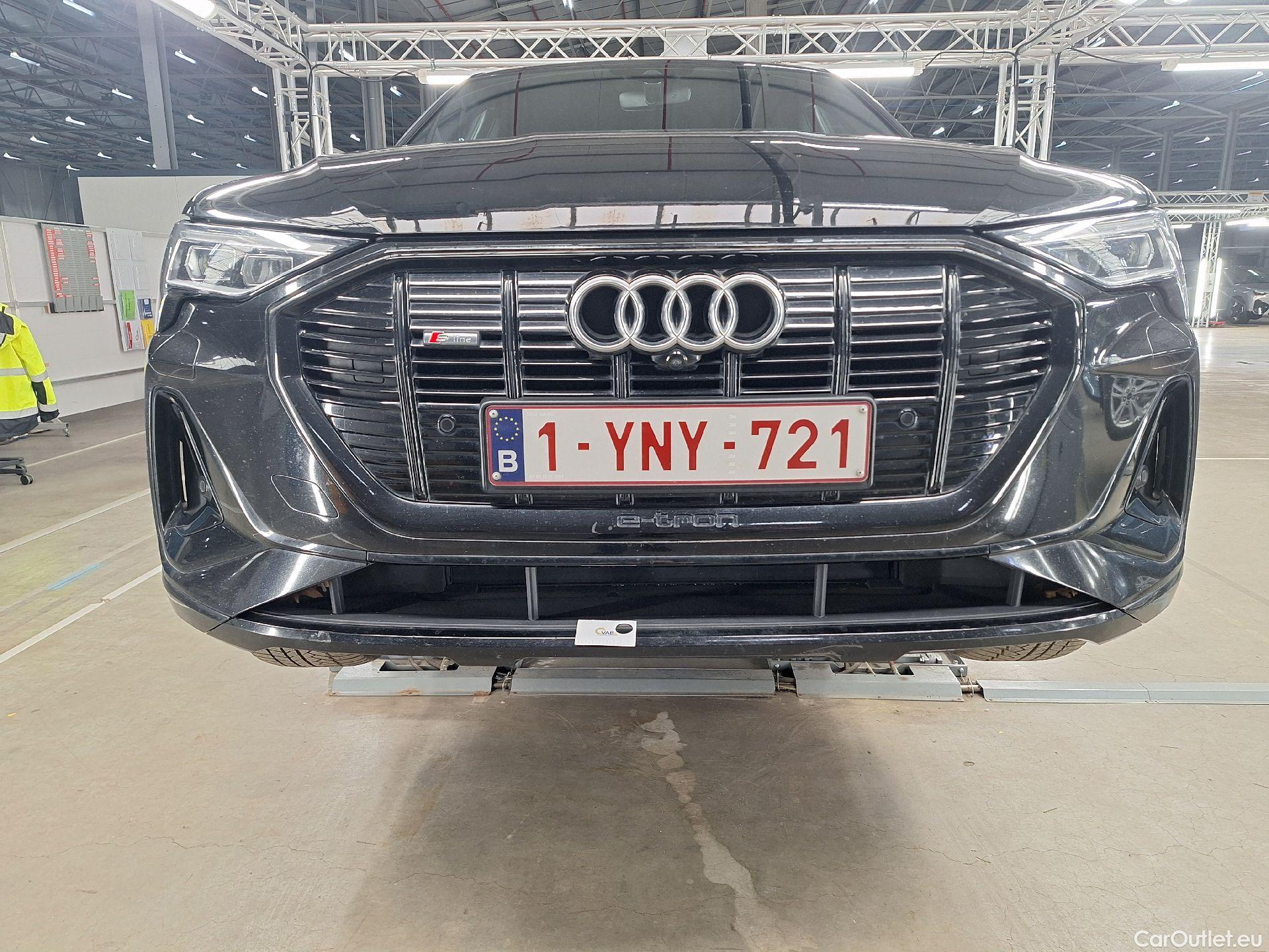  Audi  E-TRON Audi,  SB '19 BEV, Audi  Sportback 50 Quattro S-Line 5d #16