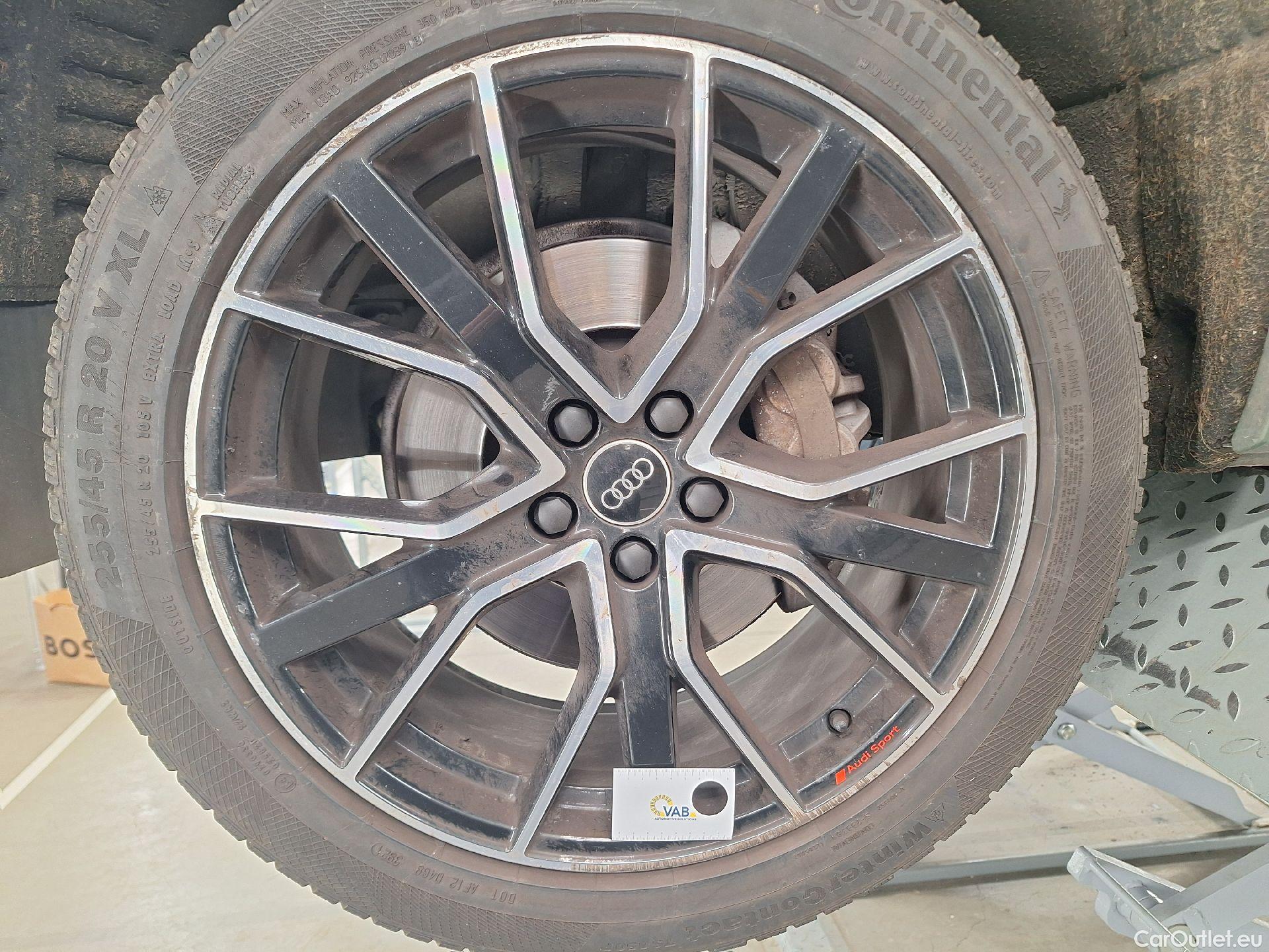  Audi  Q5 Audi,  FL'20, Audi  Business Edition S line 40 TDI quattro 5d #49