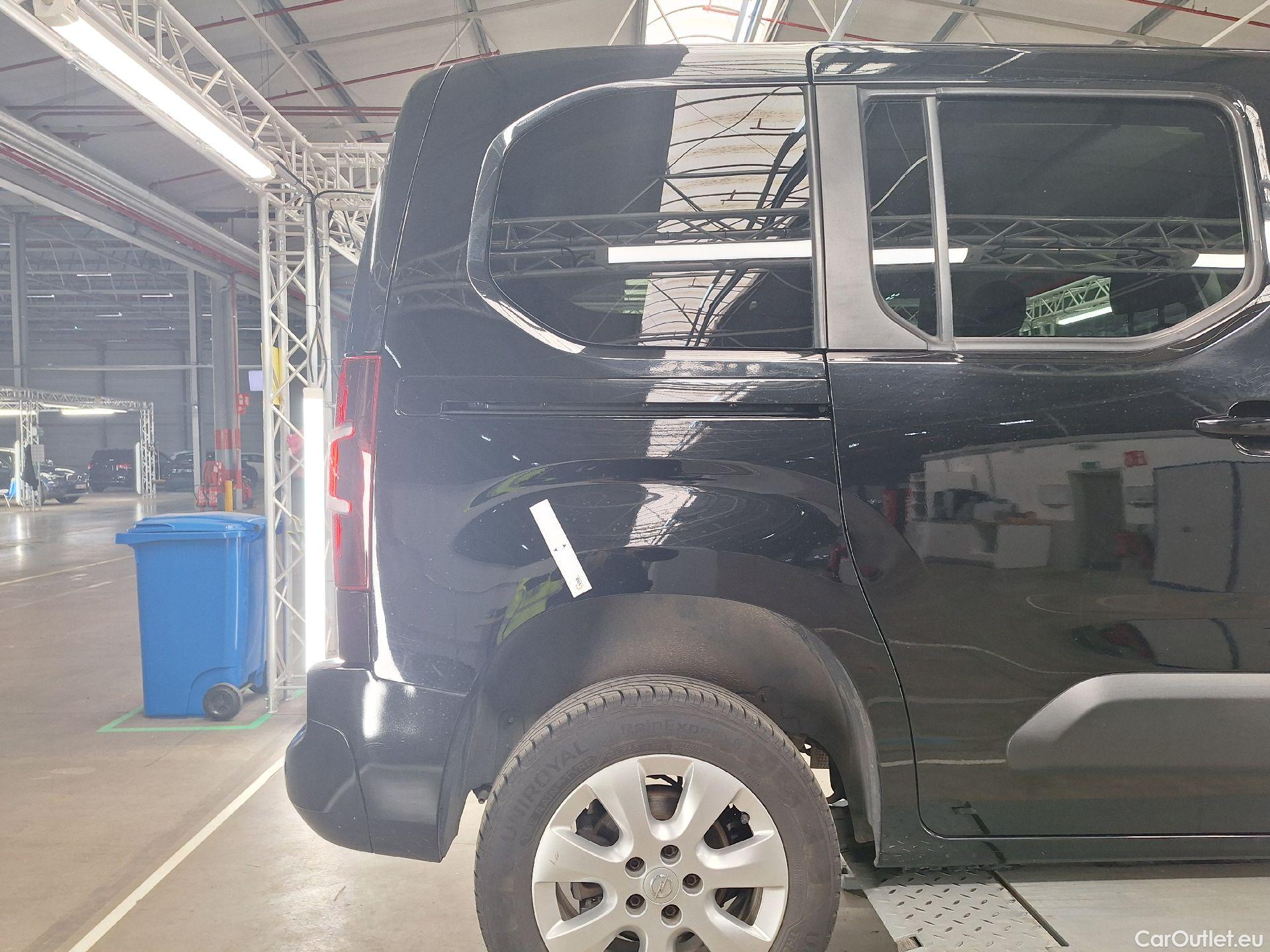  Opel  Combo Opel,  Life '18, Opel  Life 1.5 Turbo D BlueI 96kW S/S Eleganc #78