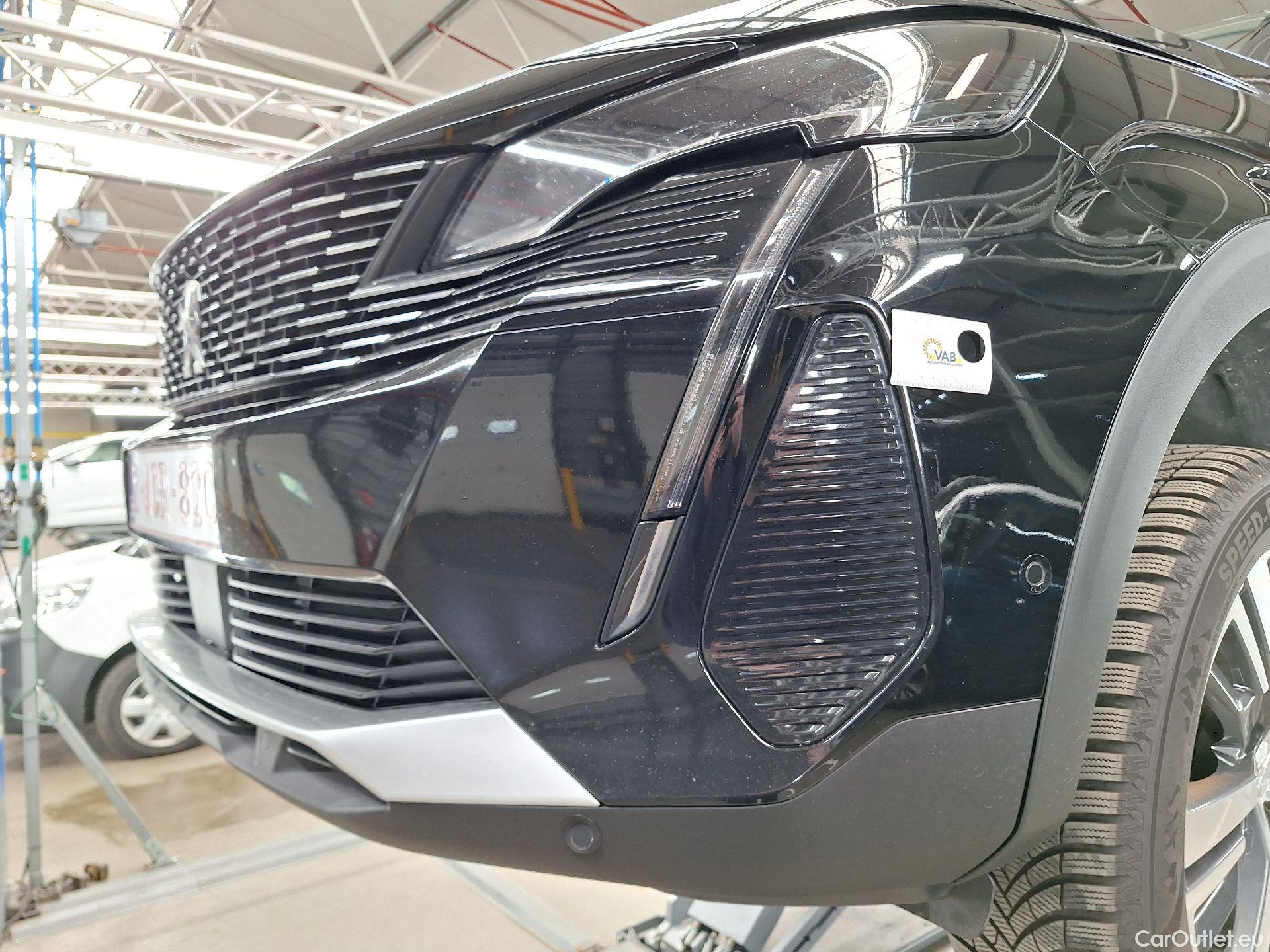  Peugeot  3008 Peugeot,  FL'20, Peugeot  1.5 BlueHDi 96kW S&S EAT8 Allure 5d #39
