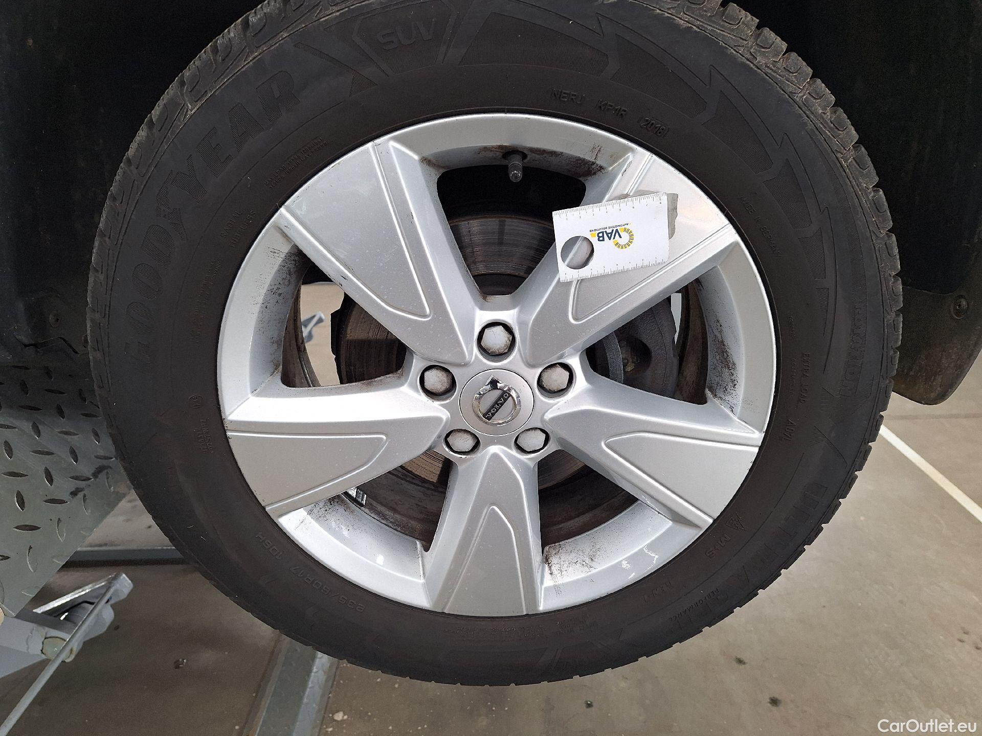  Volvo  XC 40 Volvo, XC40 '17, Volvo XC40 T3 XC40 5d #22