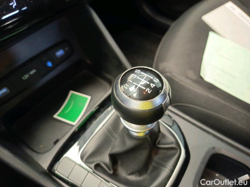  Hyundai  Tucson HYUNDAI  / 2020 / 5P / todoterreno 1.6 TGDI 110kW (150CV) Maxx #10