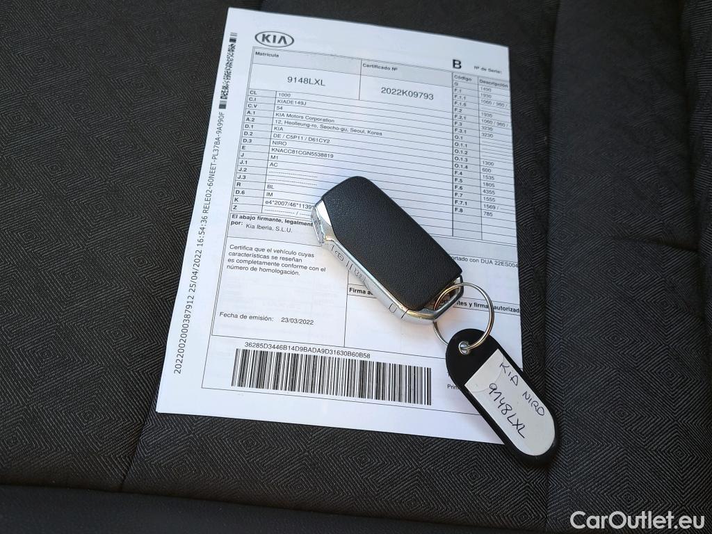  KIA  Niro KIA  / 2019 / 5P / crossover 1.6 GDi HEV 104kW (141CV) Emotion #1