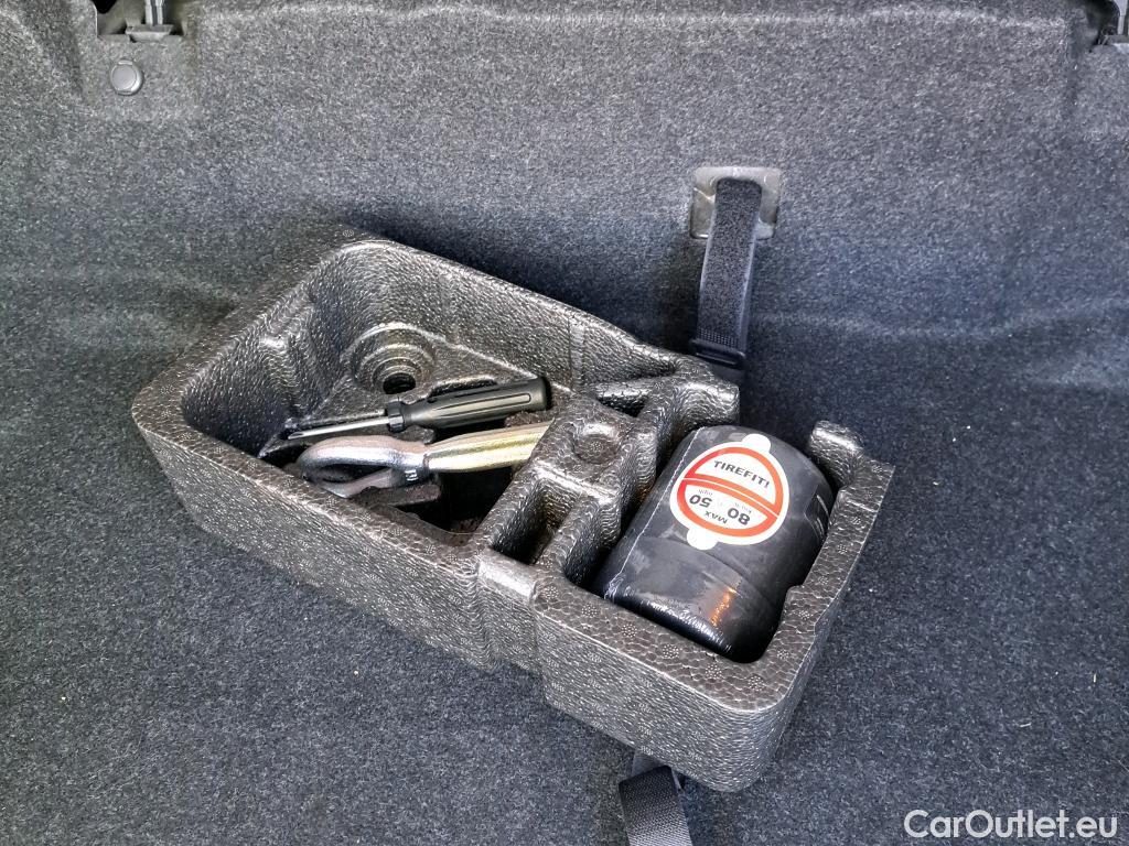  Bmw  X1 BMW  / 2019 / 5P / todoterreno sDrive16d Business #4