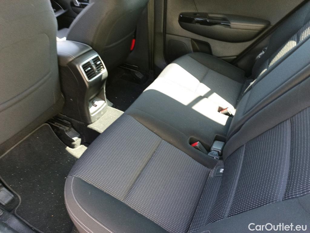  KIA  Sportage KIA  1.6MHEV Drive 100kW(136CV) 4x2(Crist Tintados)(CX) #19