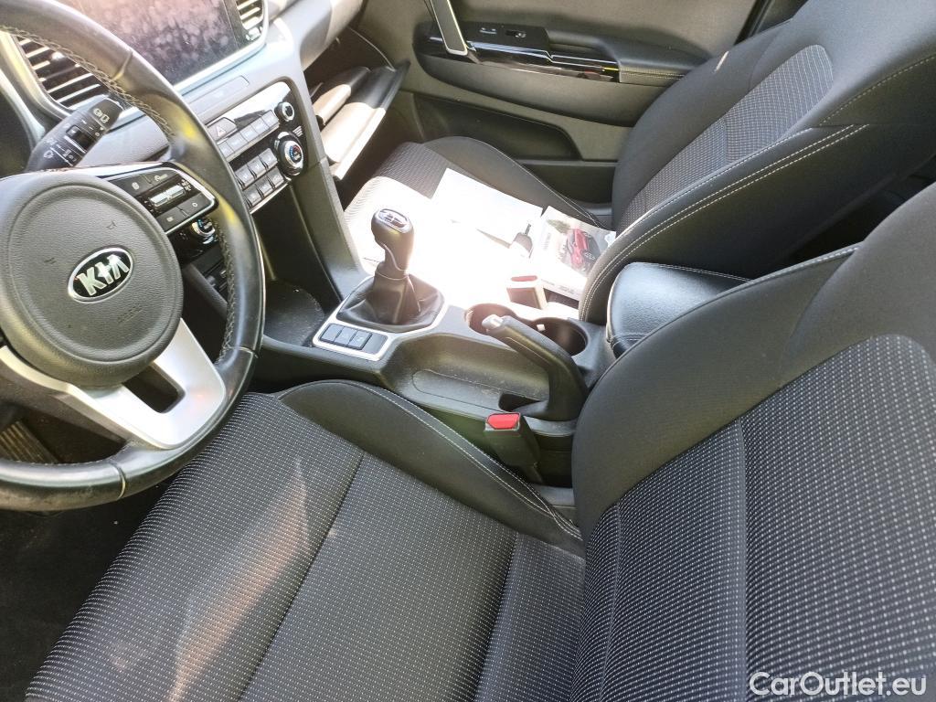  KIA  Sportage KIA  1.6MHEV Drive 100kW(136CV) 4x2(Crist Tintados)(CX) #20
