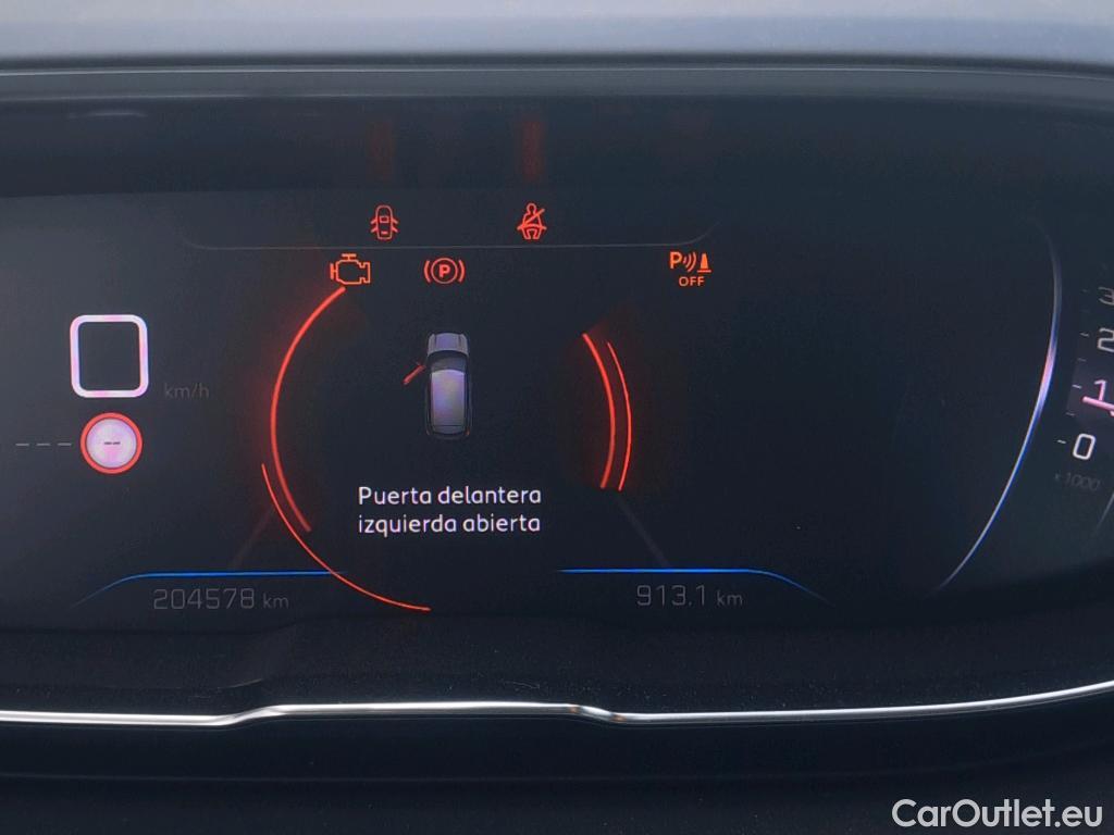  Peugeot  3008 PEUGEOT  / 2020 / 5P / todoterreno 1.5 BlueHDi 96kW (130CV) S&S Active Pack #47