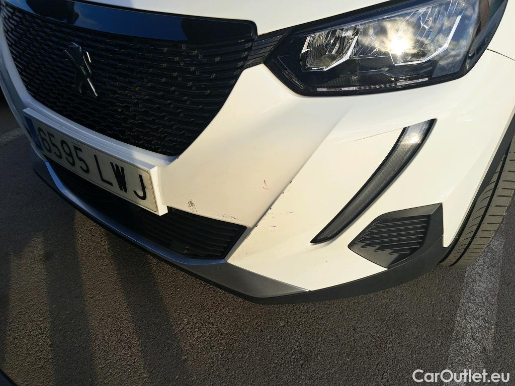  Peugeot  2008 PEUGEOT  / 2019 / 5P / todoterreno Allure BlueHDI 81kW (110CV) #25