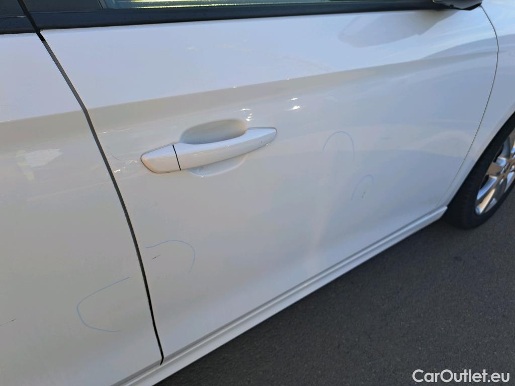  Opel  Corsa OPEL  / 2019 / 5P / berlina con portón 1.2T XHL 74kW (100CV) Edition (AC2) #8
