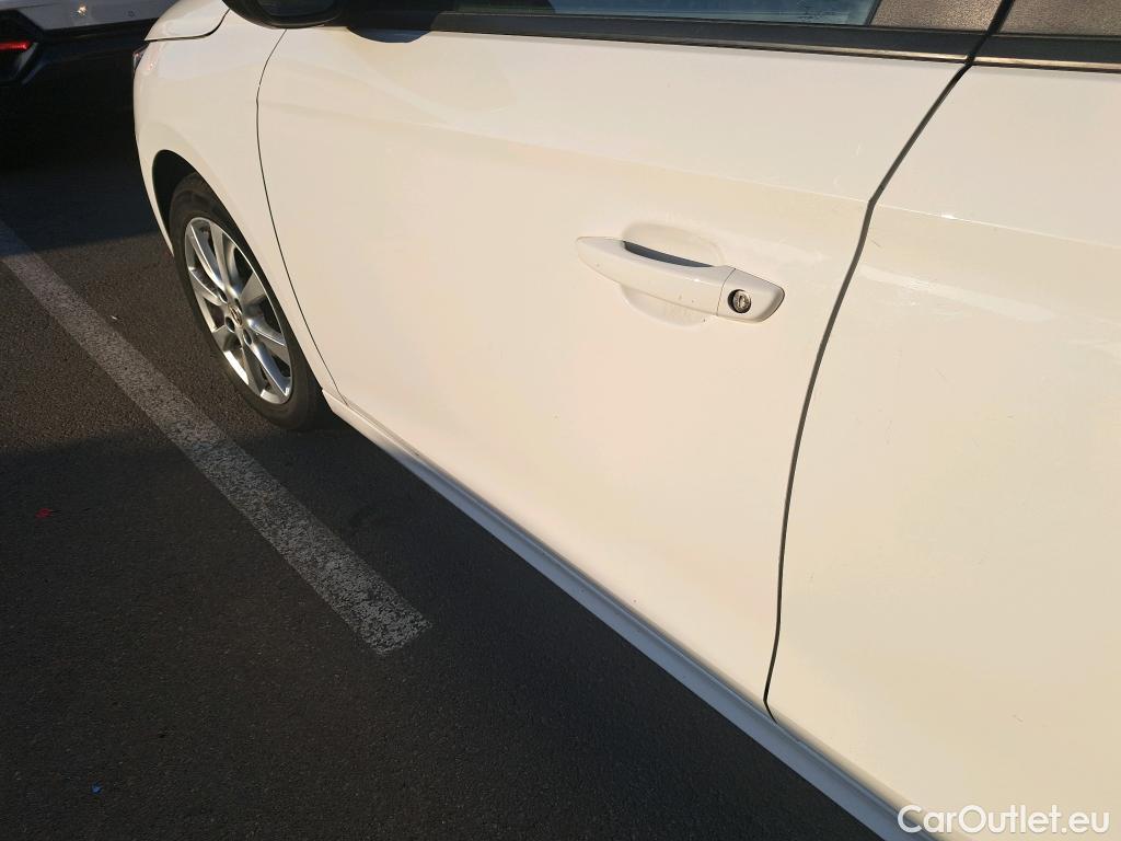  Opel  Corsa OPEL  / 2019 / 5P / berlina con portón 1.2T XHL 74kW (100CV) Edition (AC2) #16