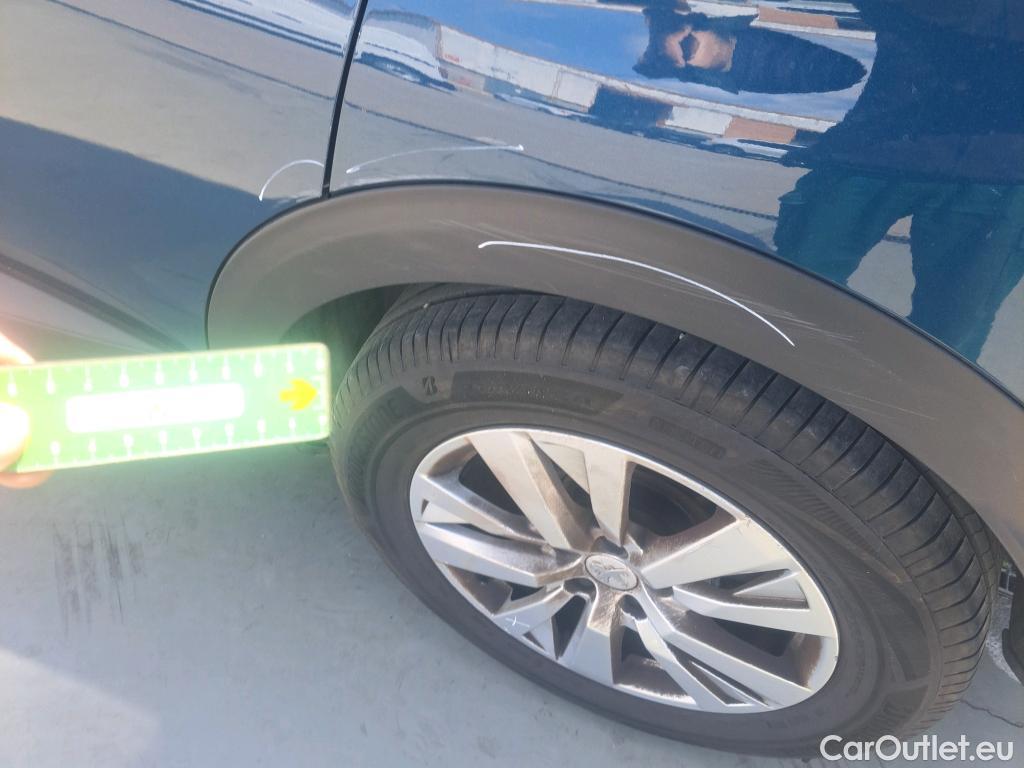  Peugeot  3008 PEUGEOT  / 2020 / 5P / todoterreno 1.5 BlueHDi 96kW (130CV) S&S Active Pack #16