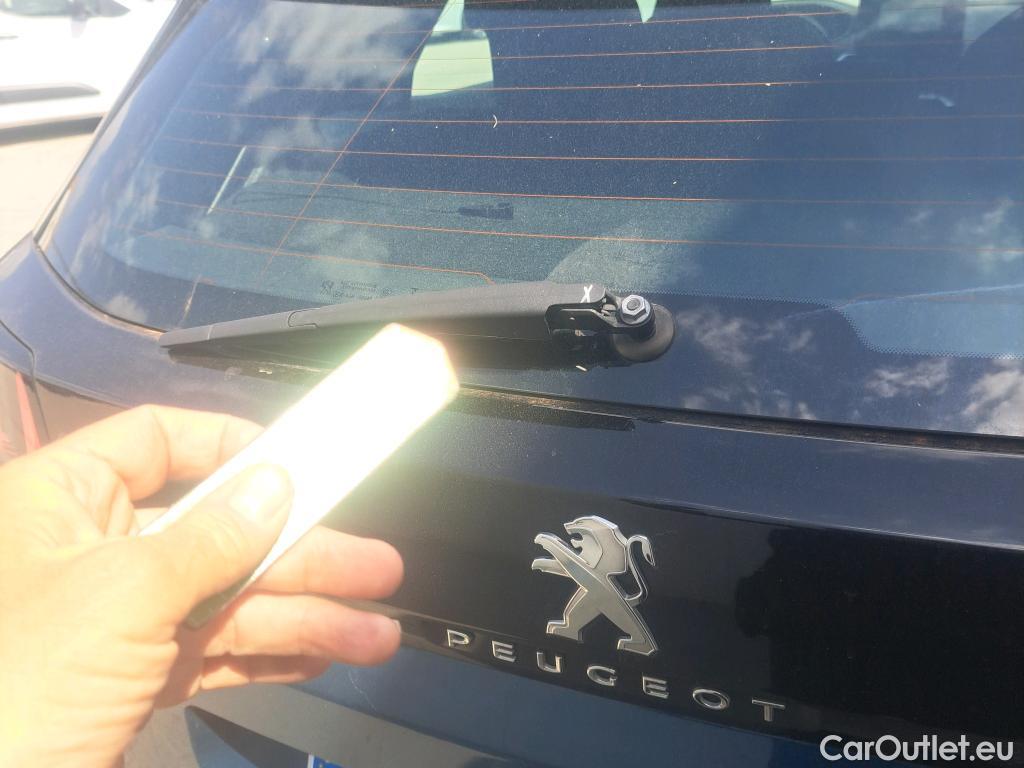  Peugeot  3008 PEUGEOT  / 2020 / 5P / todoterreno 1.5 BlueHDi 96kW (130CV) S&S Active Pack #38