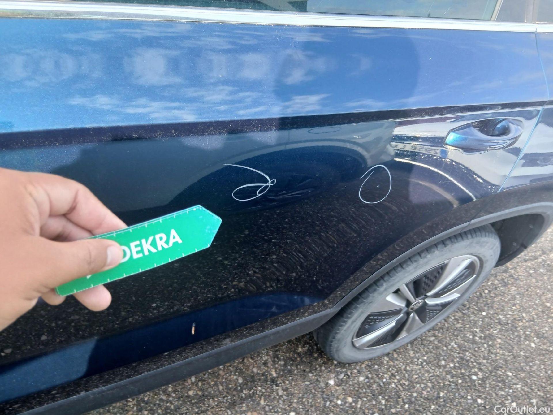 Skoda  Karoq SKODA  / 2017 / 5P / todoterreno 2.0 TDI 85kW (115CV) Ambition #24