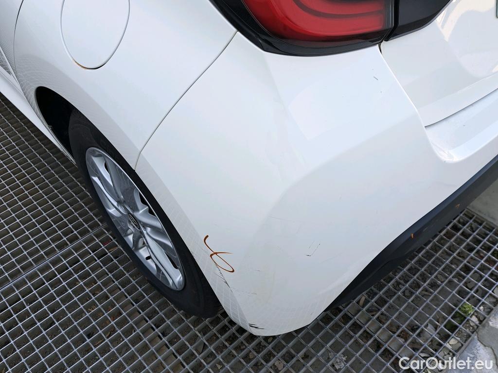  Toyota  Yaris TOYOTA  / 2020 / 5P / berlina con portón 1.5 125 S-Edition #14