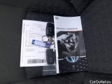  Toyota  C-HR TOYOTA  / 2019 / 5P / todoterreno 2.0 180H Advance #9