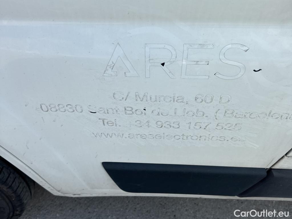  Fiat  Ducato FIAT  / 2014 / 4P / furgón 35 L2 H2 2.3 1 (103 kW) Euro 6d-temp #34