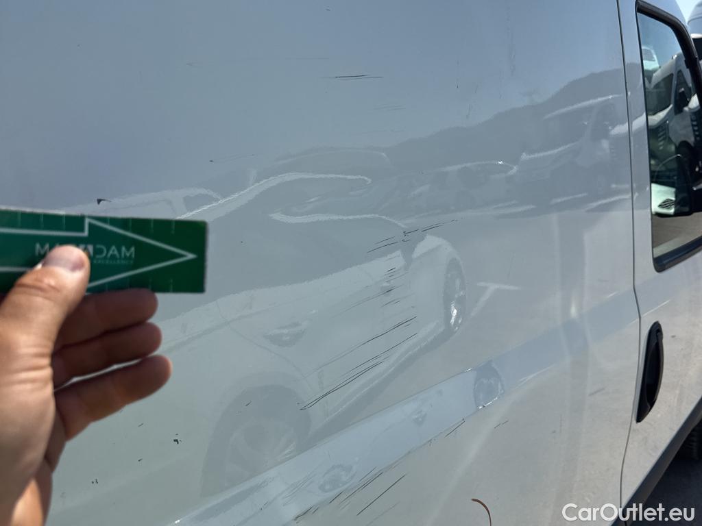  Fiat  Doblo FIAT Doblò Cargo/2015/3P/furgón derivado de turismo Cargo Base 1.6 Mjet 66kW (90CV) #3