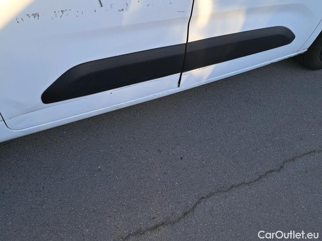  Citroen  Berlingo CITROEN  / 2018 / 4P / monovolumen compacto Talla M e- 50 kWh LIVE PACK #31