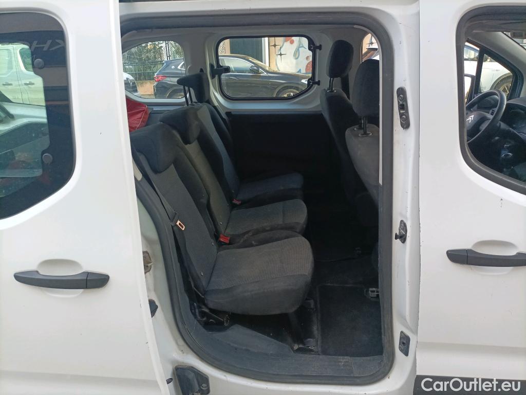  Citroen  Berlingo CITROEN  / 2018 / 4P / monovolumen compacto Talla M BlueHDi 100 S&S LIVE #17