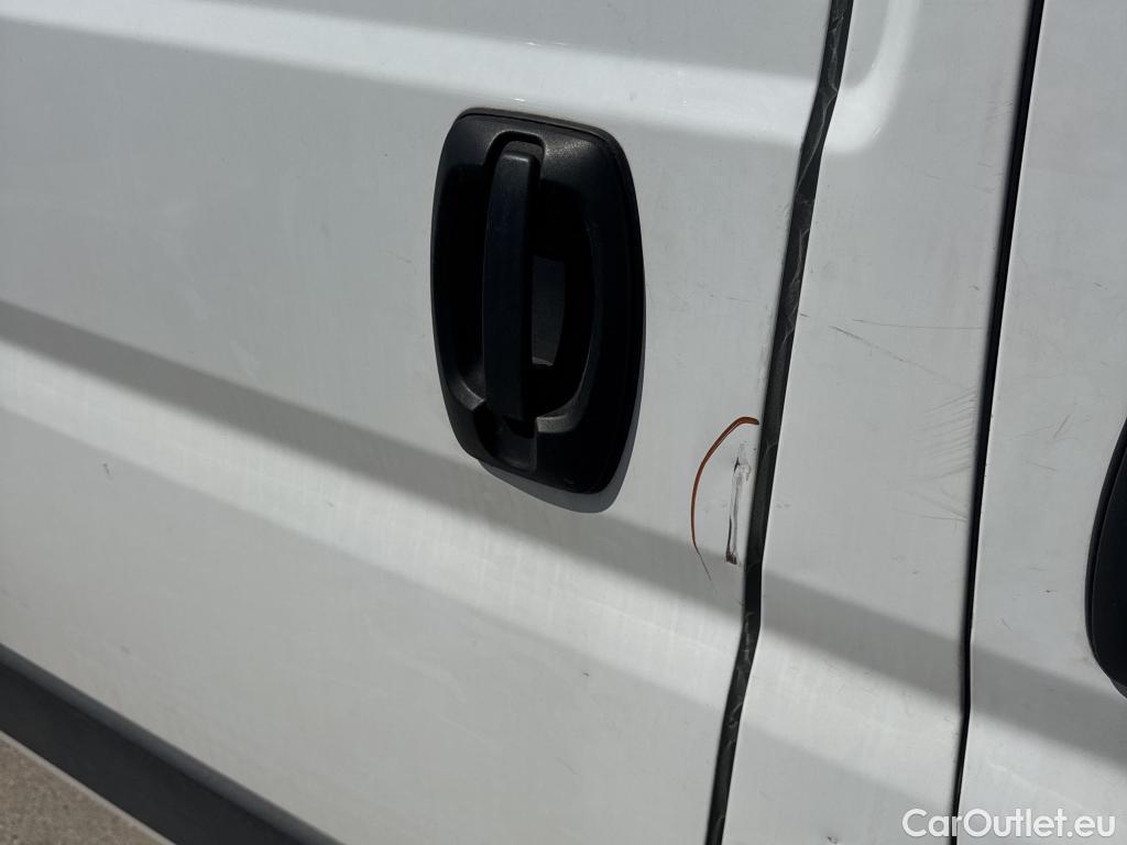  Fiat  Ducato FIAT  / 2014 / 4P / furgón 35 L2 H2 2.3 1 (103 kW) Euro 6d-temp #24