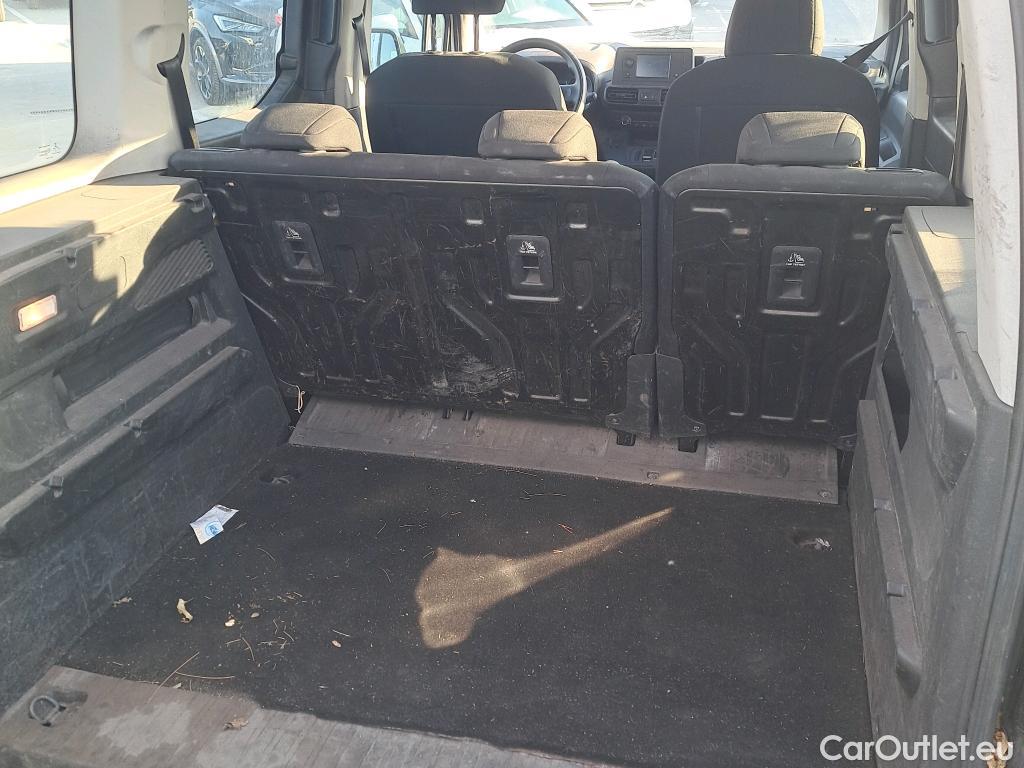  Citroen  Berlingo CITROEN  / 2018 / 4P / monovolumen compacto Talla M e- 50 kWh LIVE PACK #18