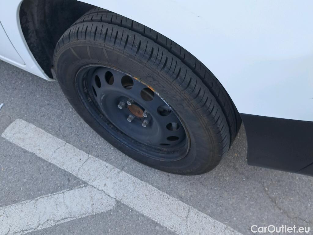  Citroen  Berlingo CITROEN  / 2018 / 4P / monovolumen compacto Talla M e- 50 kWh LIVE PACK #62