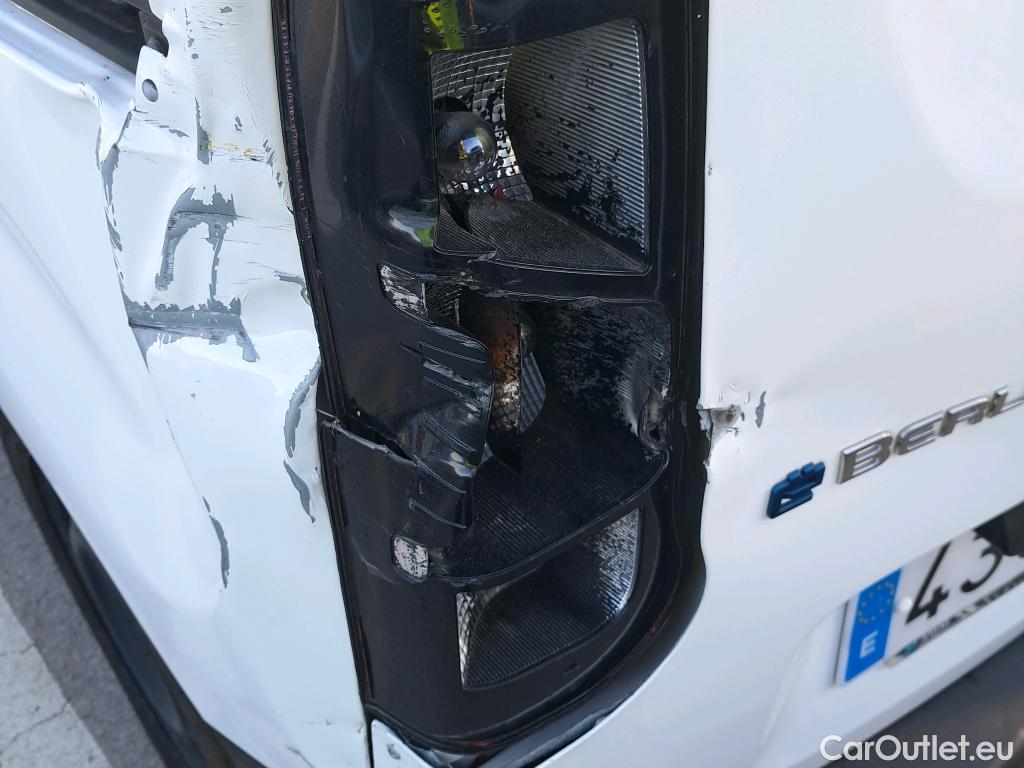  Citroen  Berlingo CITROEN  / 2018 / 4P / monovolumen compacto Talla M e- 50 kWh LIVE PACK #22