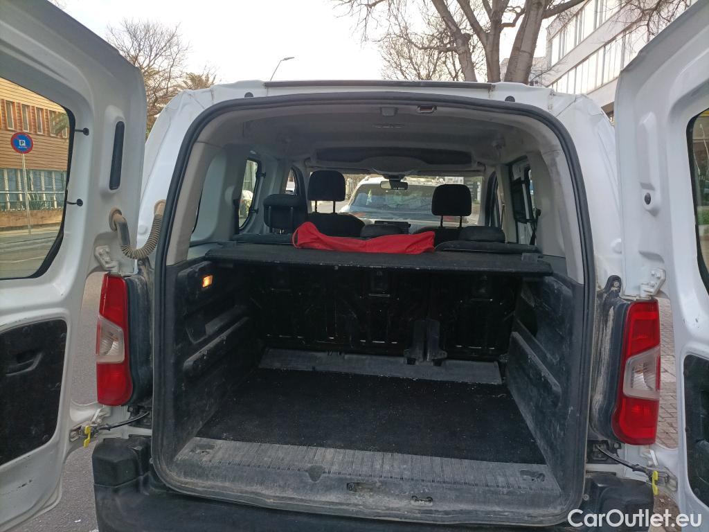  Citroen  Berlingo CITROEN  / 2018 / 4P / monovolumen compacto Talla M BlueHDi 100 S&S LIVE #30