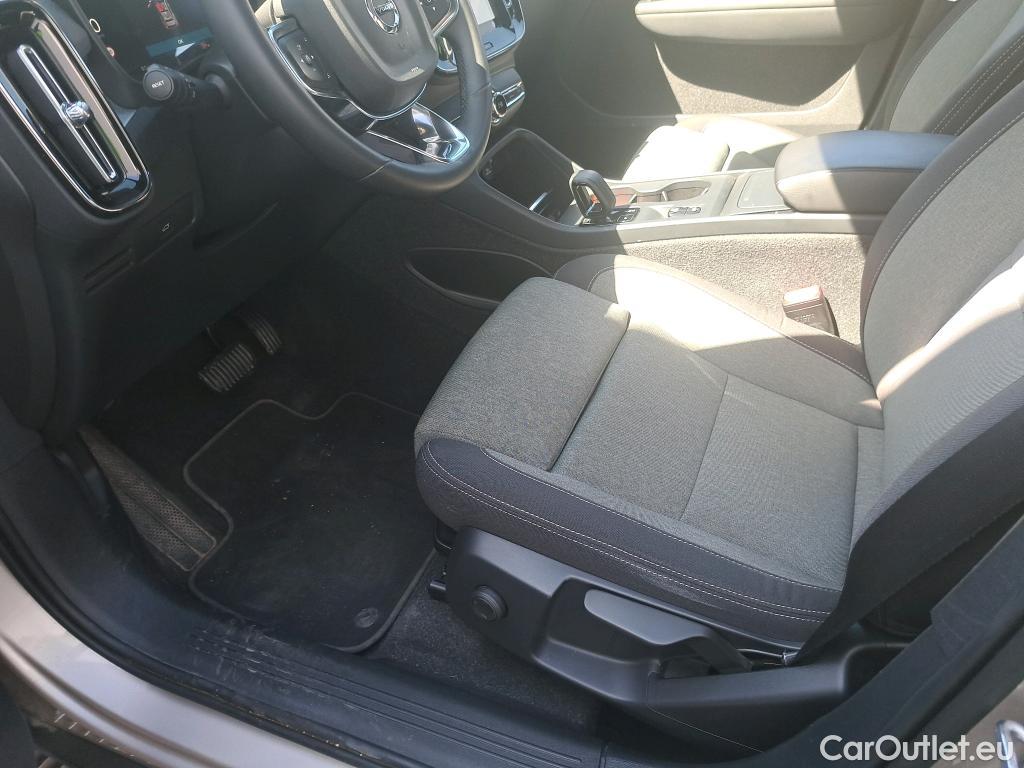  Volvo  XC 40 VOLVO XC40 / 2021 / 5P / todoterreno 2.0 B4 G AWD Core Auto #5