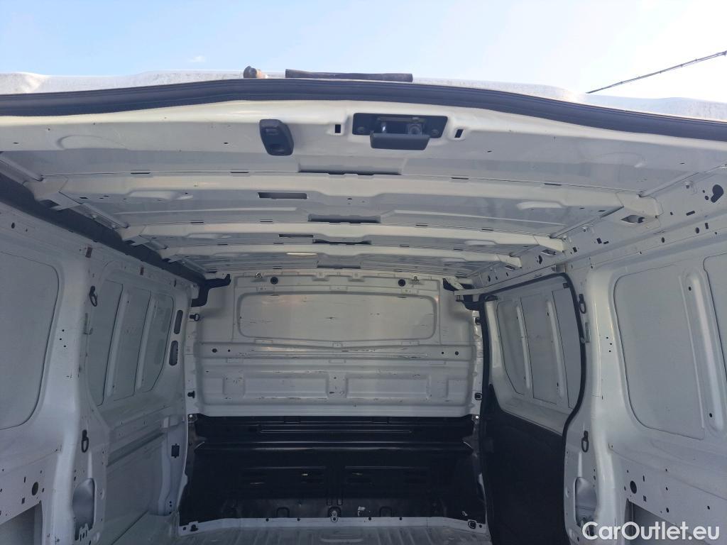  Renault  Trafic RENAULT  / 2019 / 4P / furgón Furgón 27 L1H1 Energy BluedCi 88 kW (AC) #43